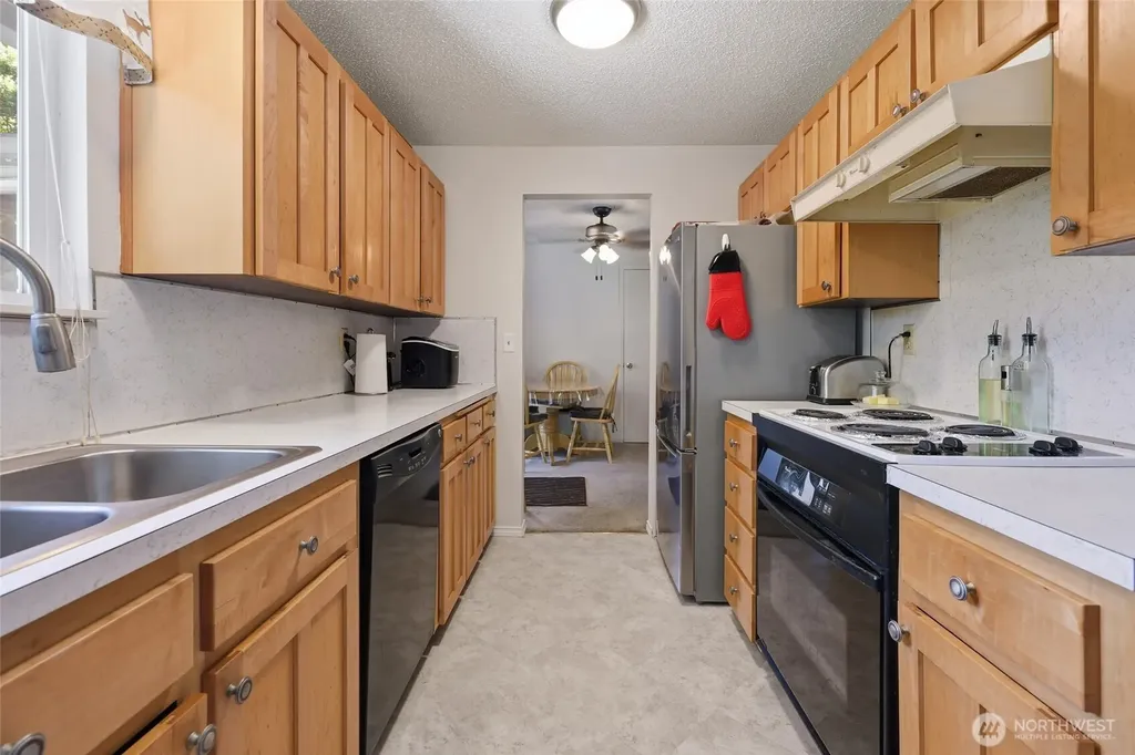 5743 39th Avenue SE Lacey WA 98503