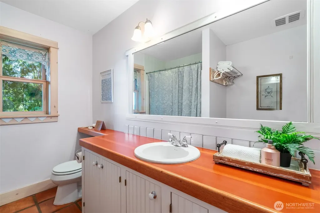9415 Key Peninsula Highway SW Longbranch WA 98351