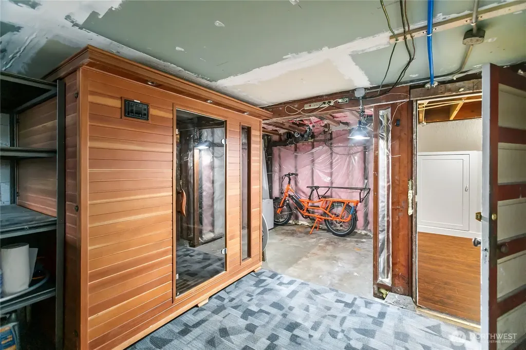 860 S 48th Tacoma WA 98408
