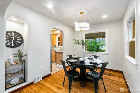 860 S 48th Tacoma WA 98408