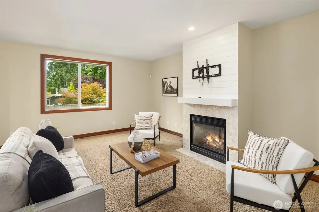 8703 191st Place SW Edmonds WA 98026