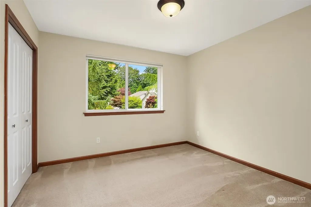 8703 191st Place SW Edmonds WA 98026