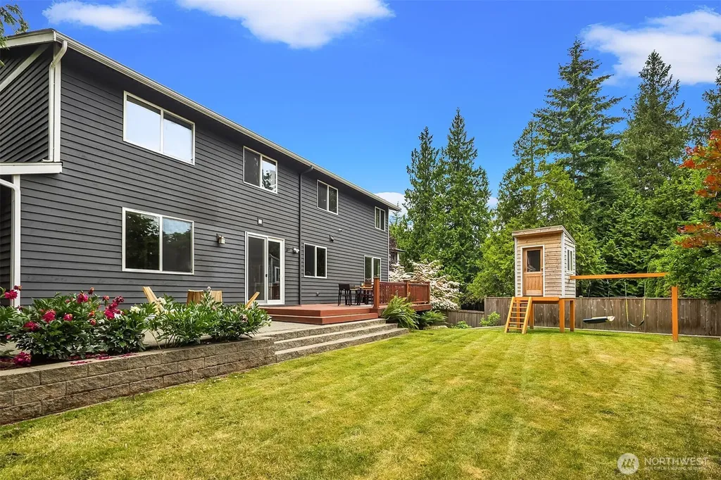 8703 191st Place SW Edmonds WA 98026