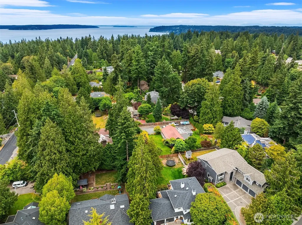 8703 191st Place SW Edmonds WA 98026