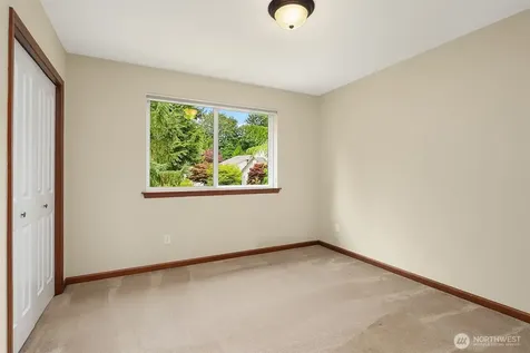 8703 191st Place SW Edmonds WA 98026