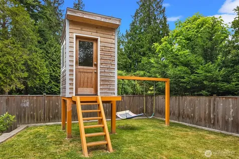 8703 191st Place SW Edmonds WA 98026