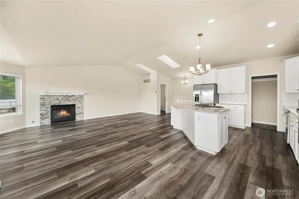 330 E Bay Drive NE Olympia WA 98506