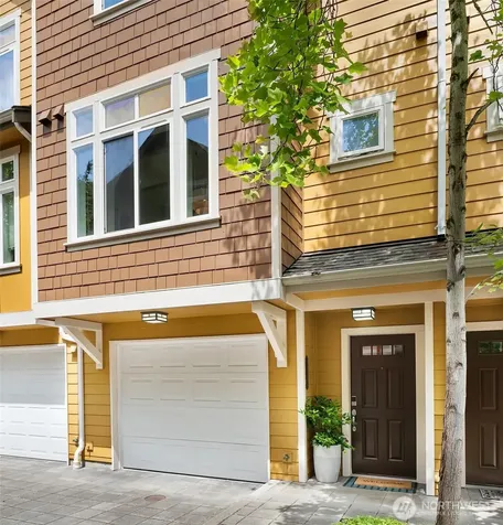 6533 25th Avenue NE Seattle WA 98115
