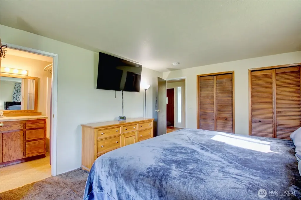 3046 Old Highway 99 North Road Burlington WA 98233