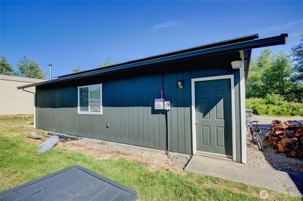 3046 Old Highway 99 North Road Burlington WA 98233