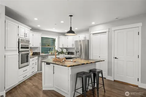 25728 226th Place SE Maple Valley WA 98038
