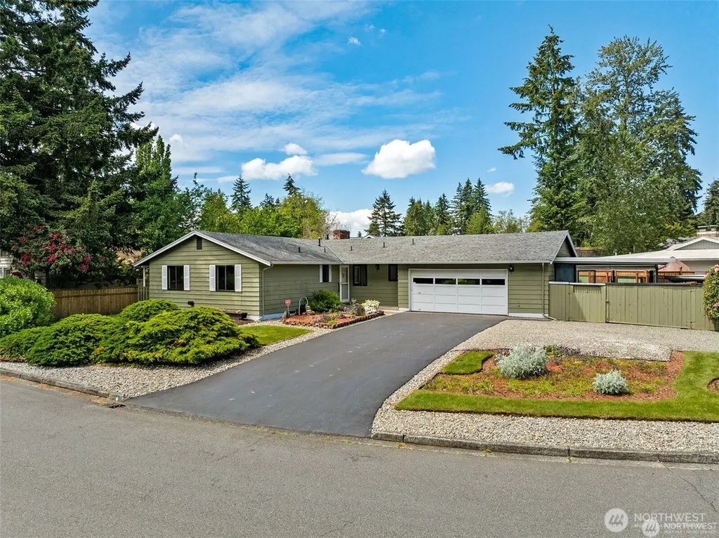 32305 10th Place S Federal Way WA 98003