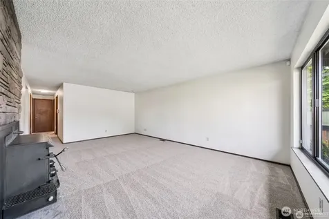 32305 10th Place S Federal Way WA 98003
