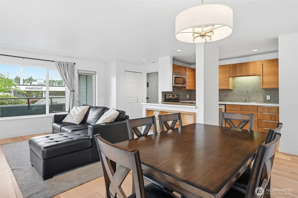 57 Etruria Street Seattle WA 98109