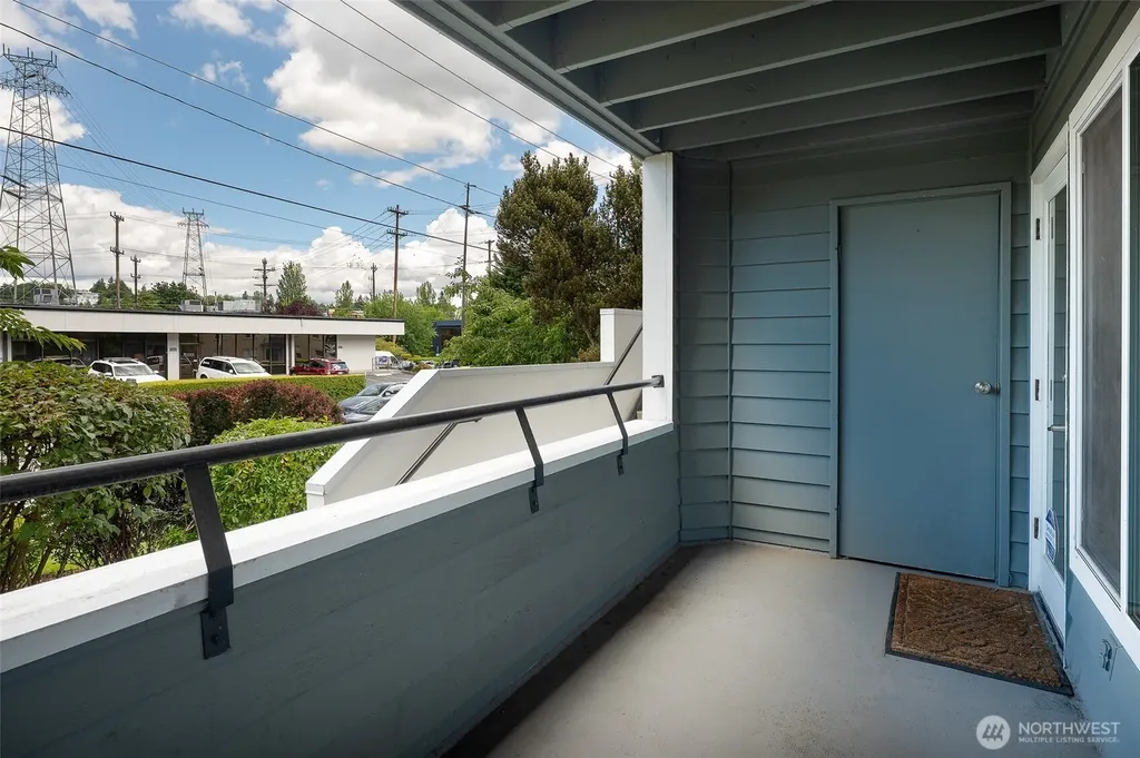 57 Etruria Street Seattle WA 98109