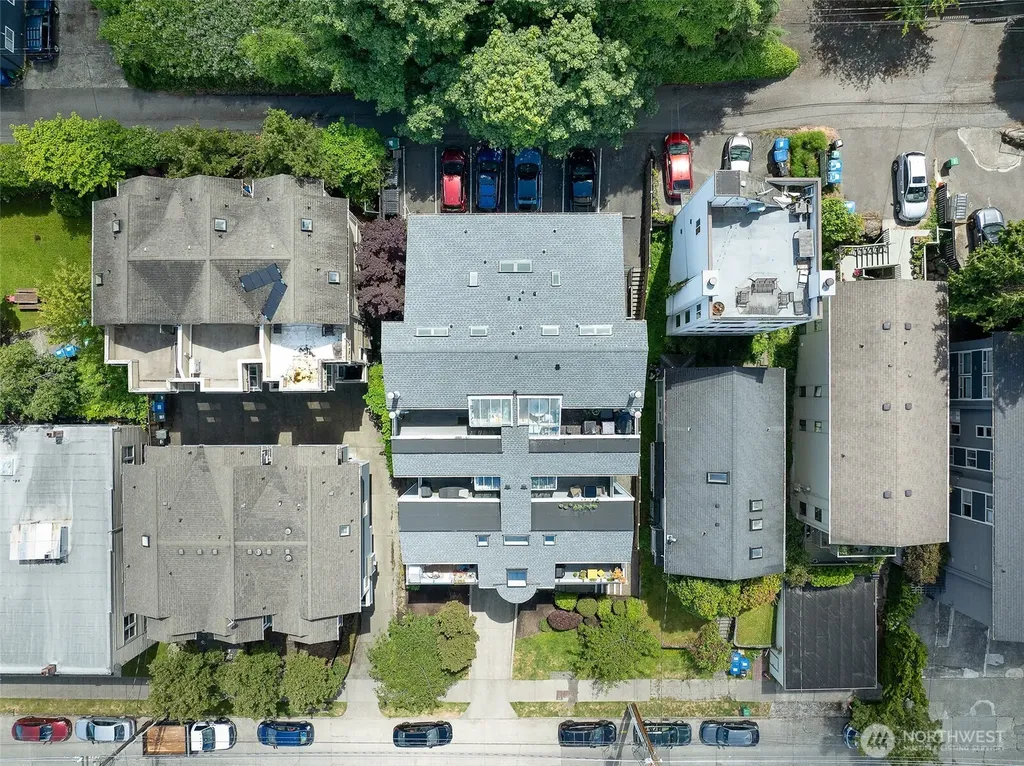 57 Etruria Street Seattle WA 98109