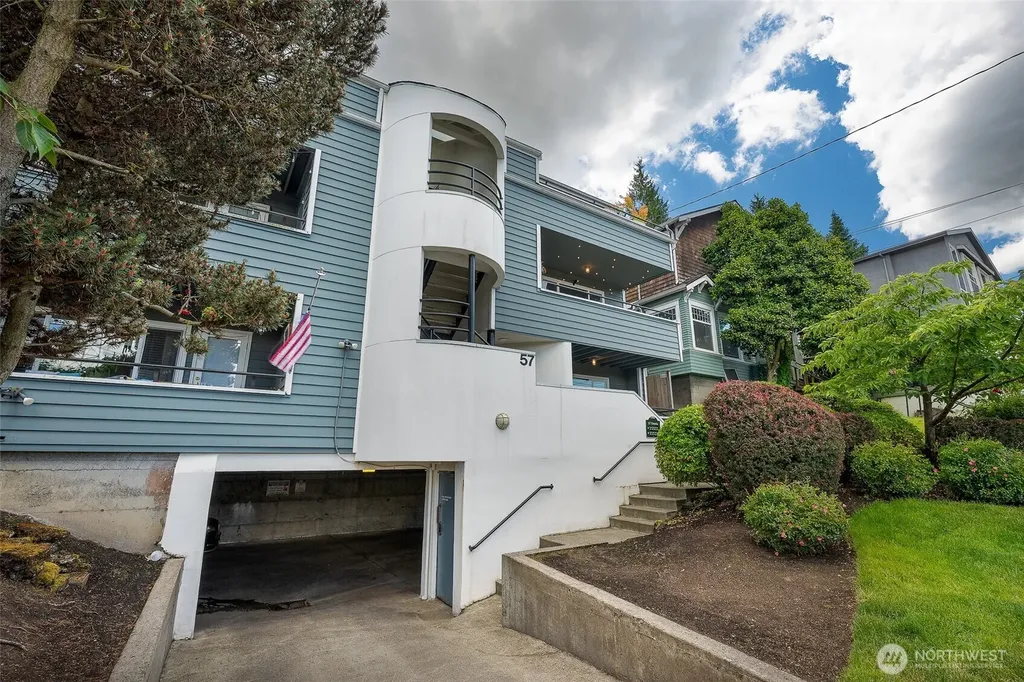 57 Etruria Street Seattle WA 98109