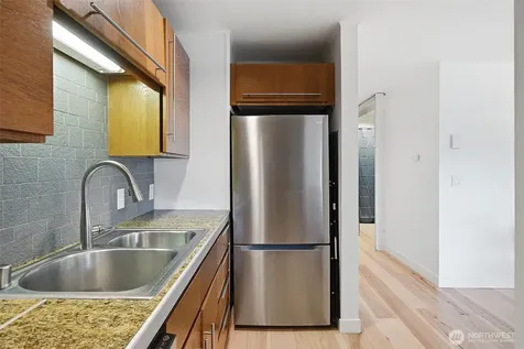 57 Etruria Street Seattle WA 98109