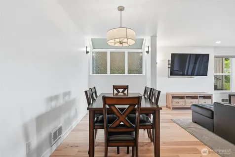 57 Etruria Street Seattle WA 98109