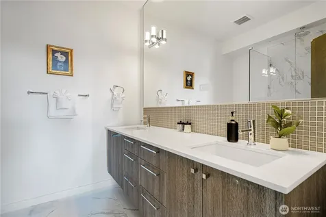 1546 Sturgus Avenue S Seattle WA 98144