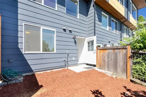 1546 Sturgus Avenue S Seattle WA 98144