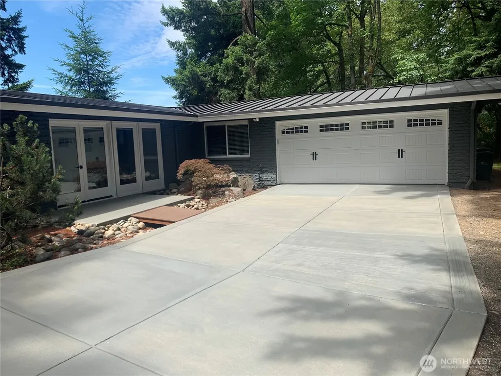 8210 171st Avenue NE Redmond WA 98052
