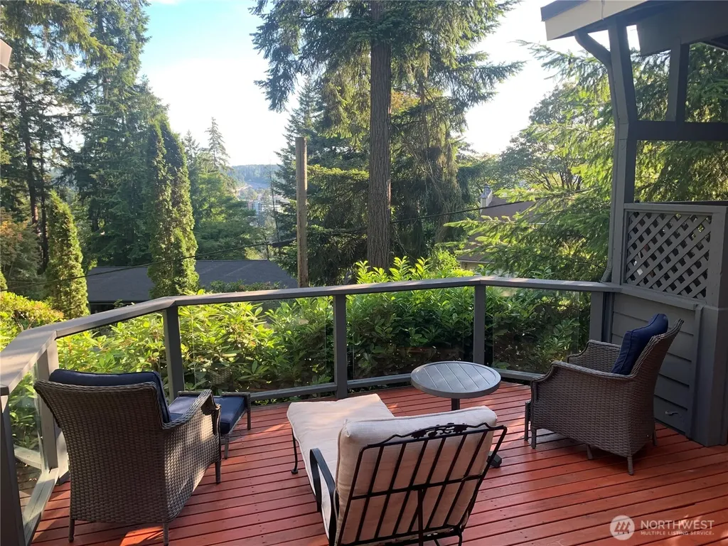 8210 171st Avenue NE Redmond WA 98052