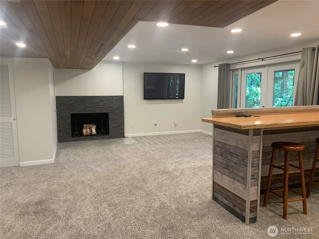 8210 171st Avenue NE Redmond WA 98052