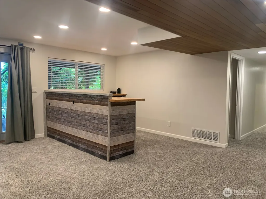 8210 171st Avenue NE Redmond WA 98052