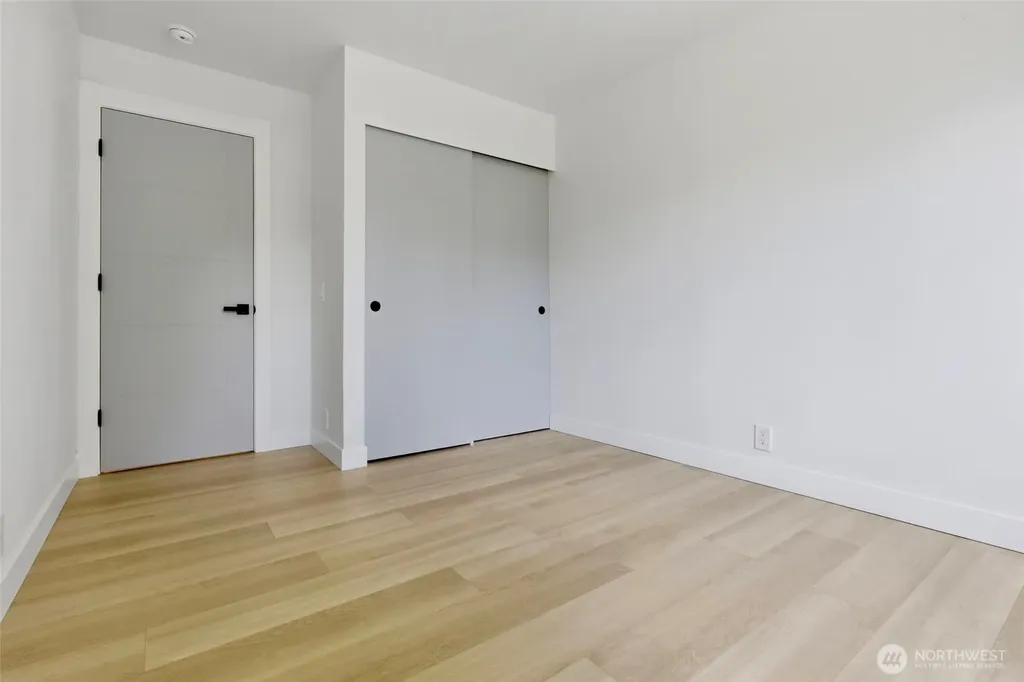 814 NE 185th Street Shoreline WA 98155