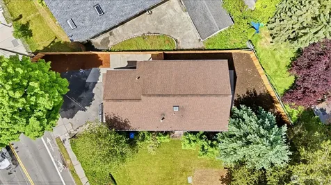 814 NE 185th Street Shoreline WA 98155