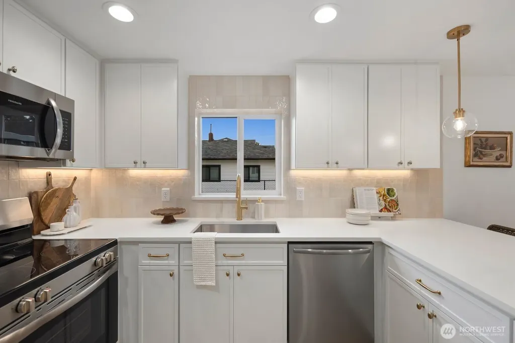 2105 D Street SE Auburn WA 98002