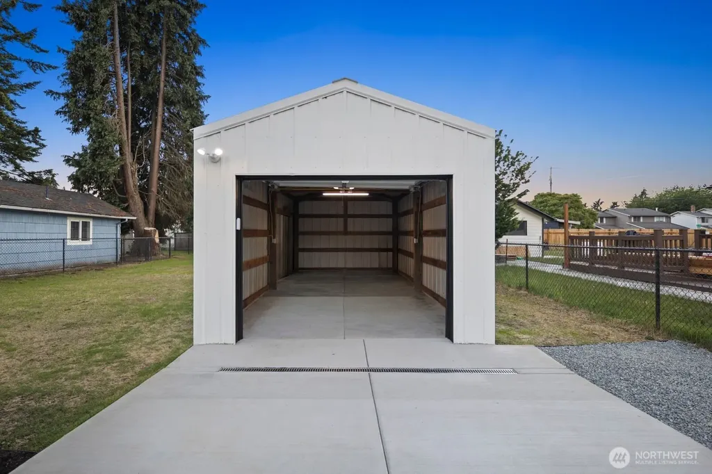 2105 D Street SE Auburn WA 98002