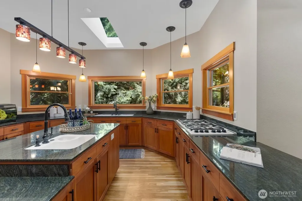 14677 Sivertson Road NE Bainbridge Island WA 98110