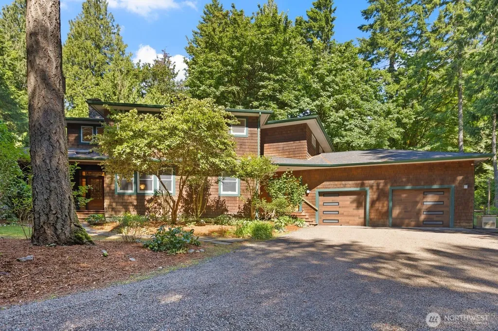14677 Sivertson Road NE Bainbridge Island WA 98110
