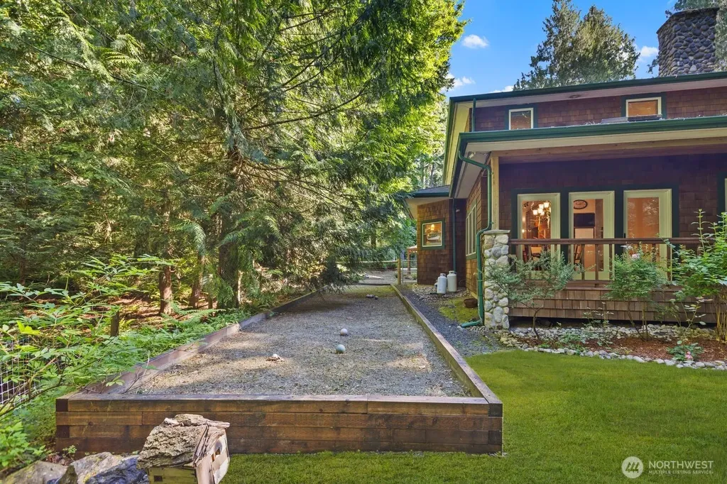 14677 Sivertson Road NE Bainbridge Island WA 98110