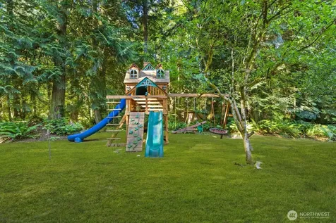 14677 Sivertson Road NE Bainbridge Island WA 98110