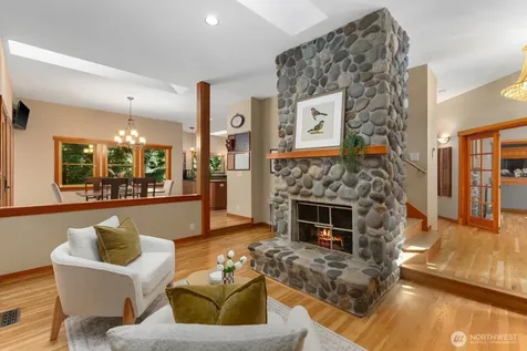 14677 Sivertson Road NE Bainbridge Island WA 98110