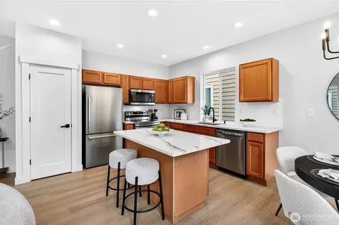 18328 113th Avenue E Puyallup WA 98374
