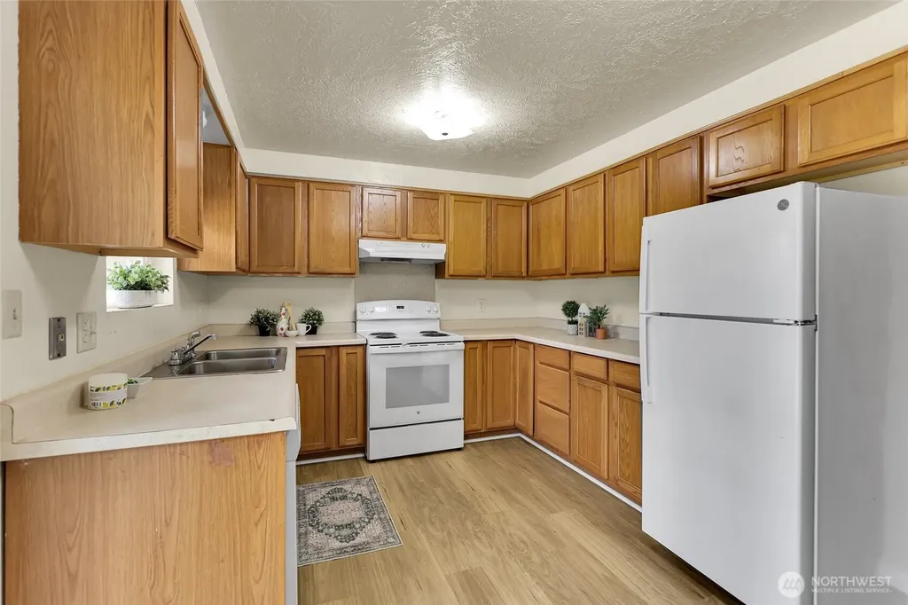 7836 3rd Avenue SE Olympia WA 98503