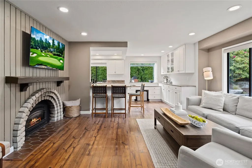 1824 180th Avenue NE Bellevue WA 98008