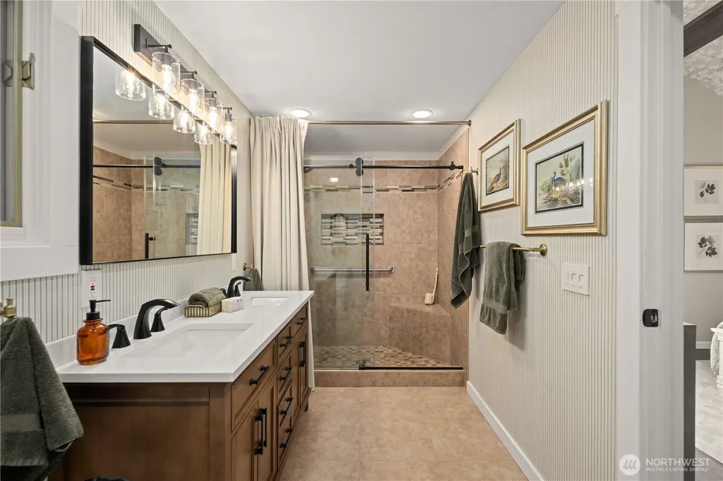 1824 180th Avenue NE Bellevue WA 98008