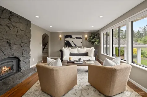 1824 180th Avenue NE Bellevue WA 98008