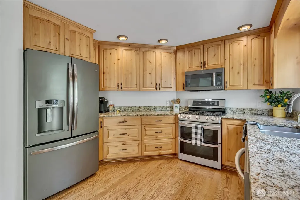 13013 109th Street Ct E Puyallup WA 98374