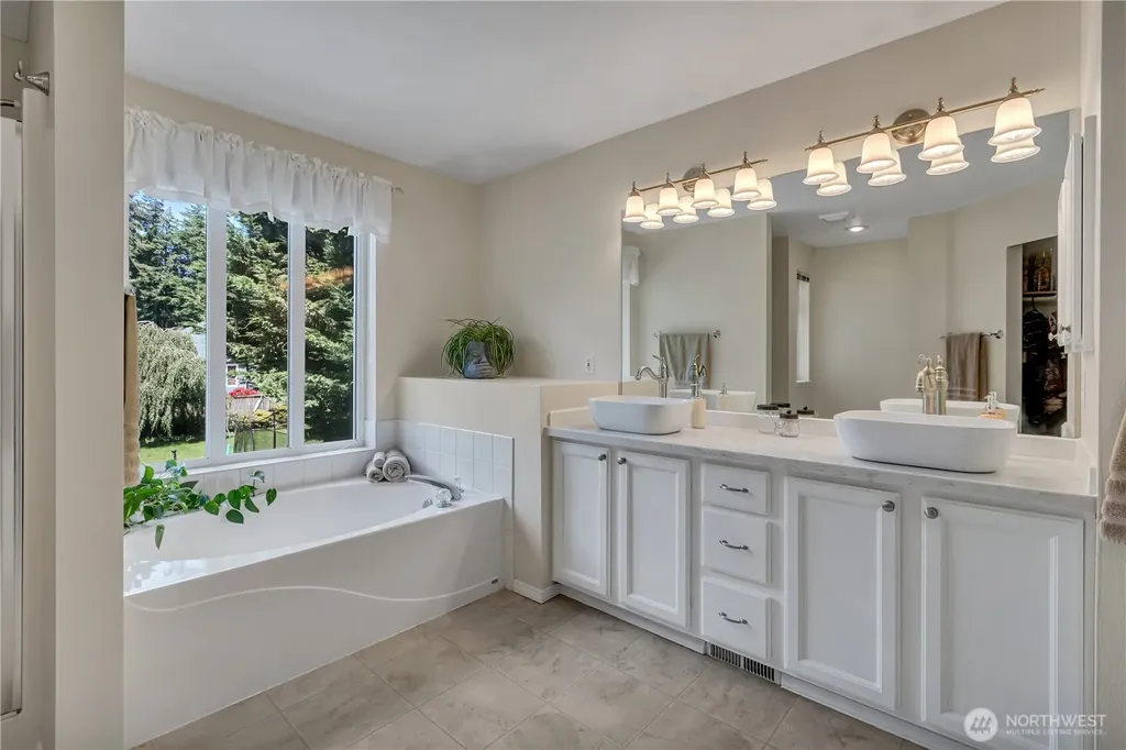 13013 109th Street Ct E Puyallup WA 98374