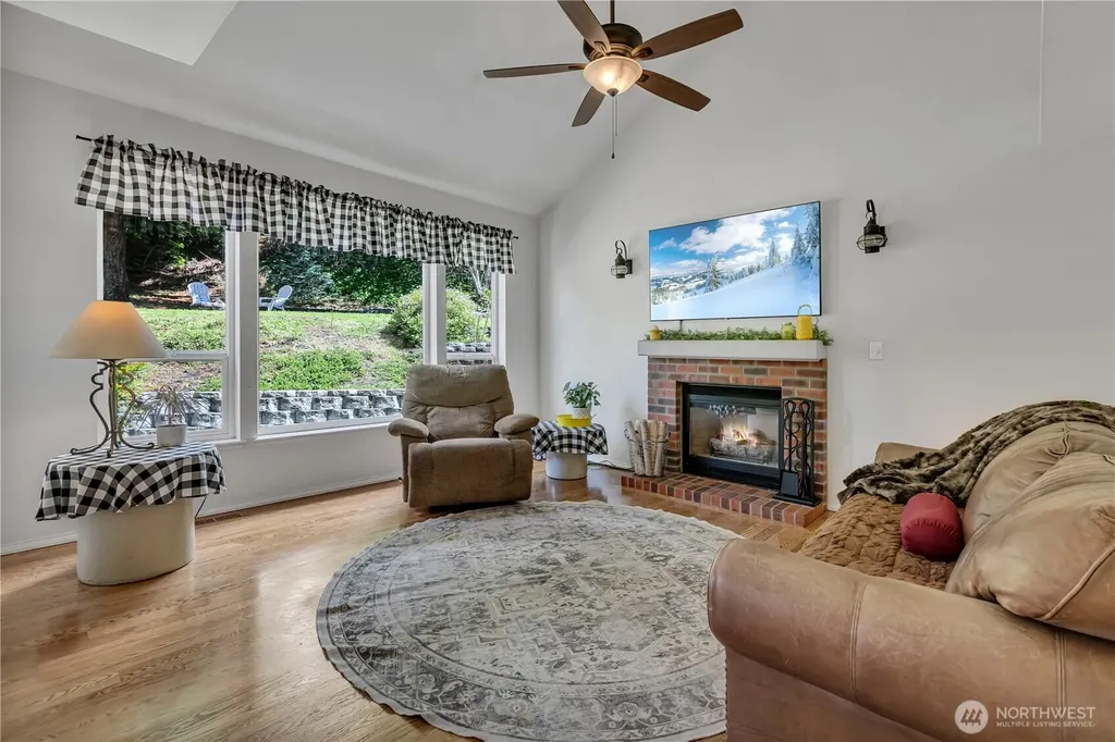 13013 109th Street Ct E Puyallup WA 98374