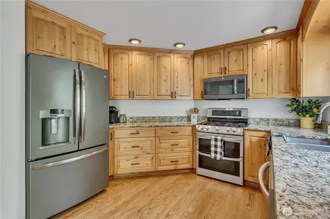 13013 109th Street Ct E Puyallup WA 98374