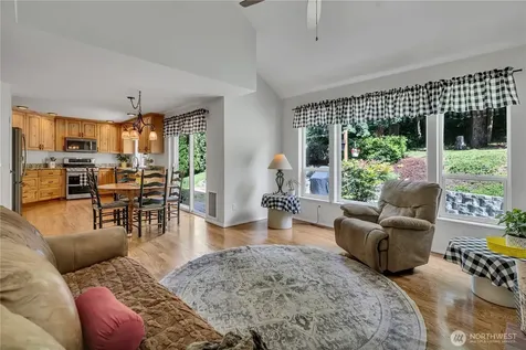 13013 109th Street Ct E Puyallup WA 98374