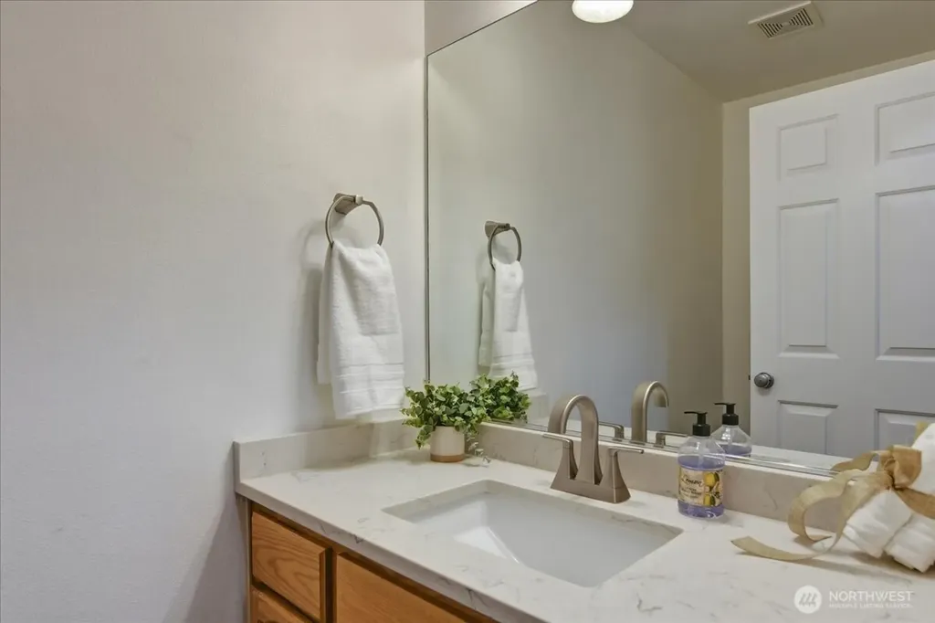 1109 SE 182nd Avenue Vancouver WA 98683