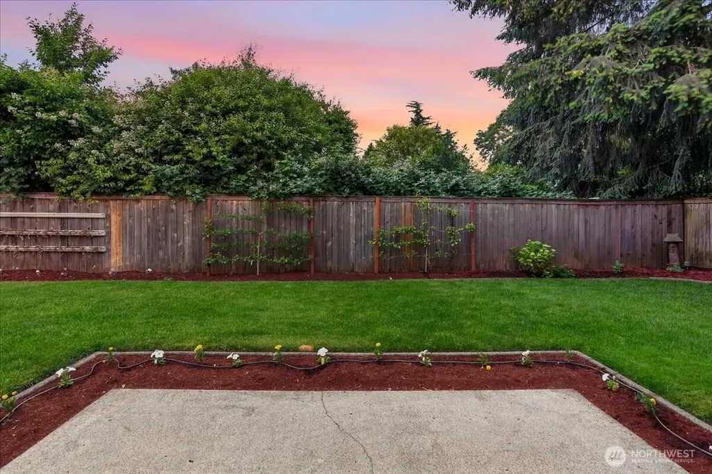 1109 SE 182nd Avenue Vancouver WA 98683